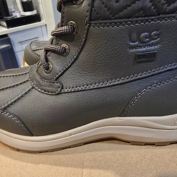 UGG ADIRONDACK III NYLON QUILTED SLATE WATERPROOF Boot US WOMEN'S SIZE 6 NEW - Picture 6 of 15
